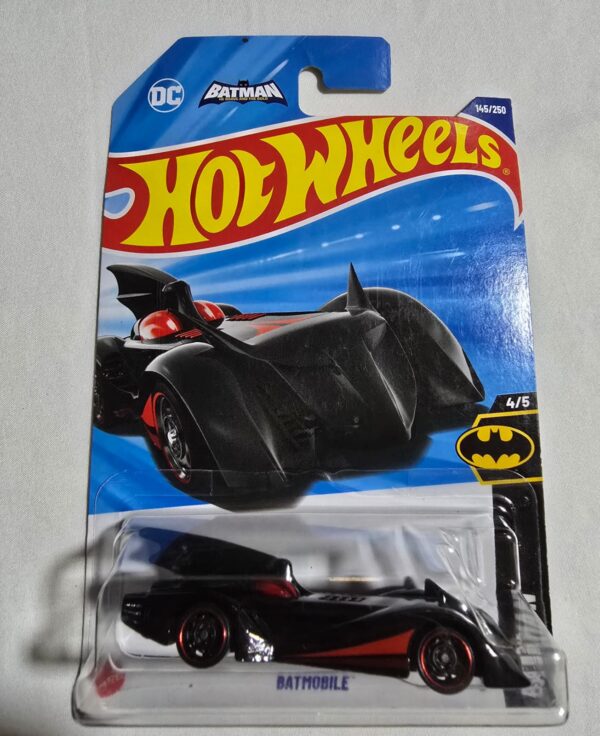 THE BATMAN BATMOBILE