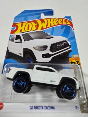 20 TOYOTA TACOMA